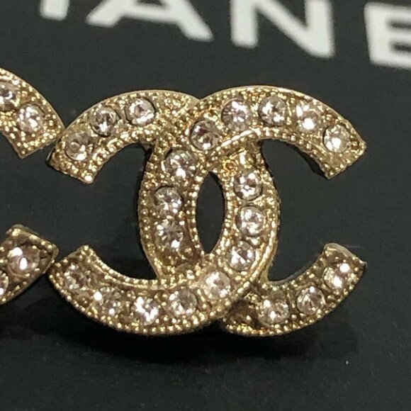 CHANEL CC Logos Rhinestone Stud Earrings Gold Tone C21V Auth w/Box #2961 - Picture 4 of 10